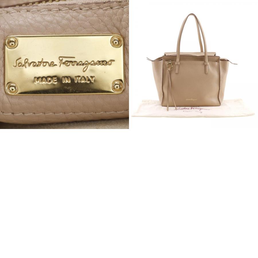 Salvatore Ferragamo サルヴァトーレフェラガモ エイミー AMY
