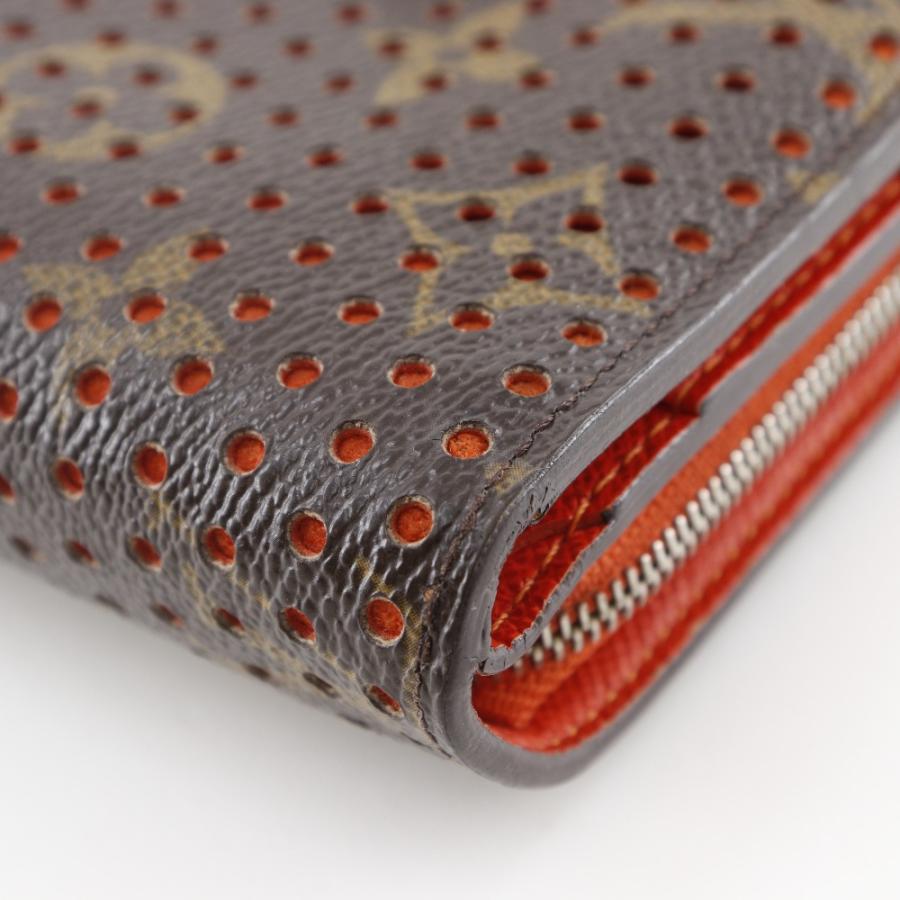 LOUIS VUITTON（ルイ・ヴィトン） コンパクトジップ パンチング M95189