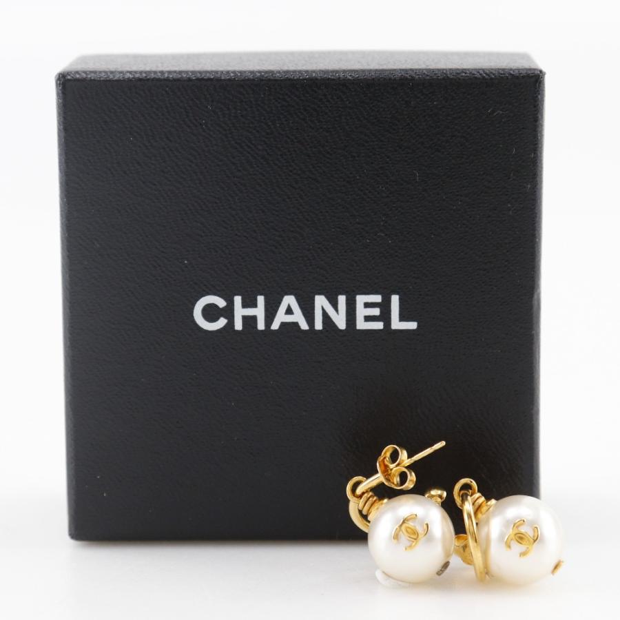 ＊シャネル＊ココマーク＊フェイクパール＊フープピアス＊送料込み❣️ CHANEL（シャネル） ココマーク フープ ピアス 金メッキ×フェイク