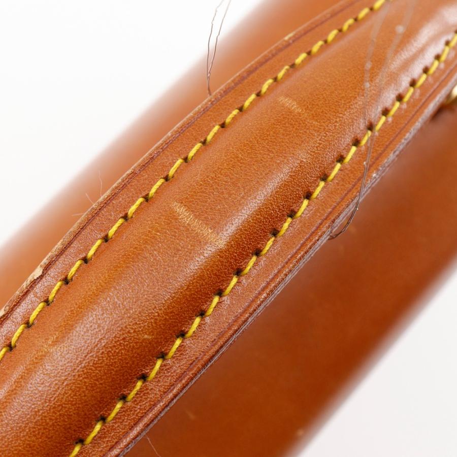 LOUIS VUITTON ルイ・ヴィトン セルビット ヌメ革 ヌメ革 ノマド キャメル ビジネスバッグ LOUIS VUITTON（ルイ・ヴィトン） セルビット ヌメ革 ヴィンテージ