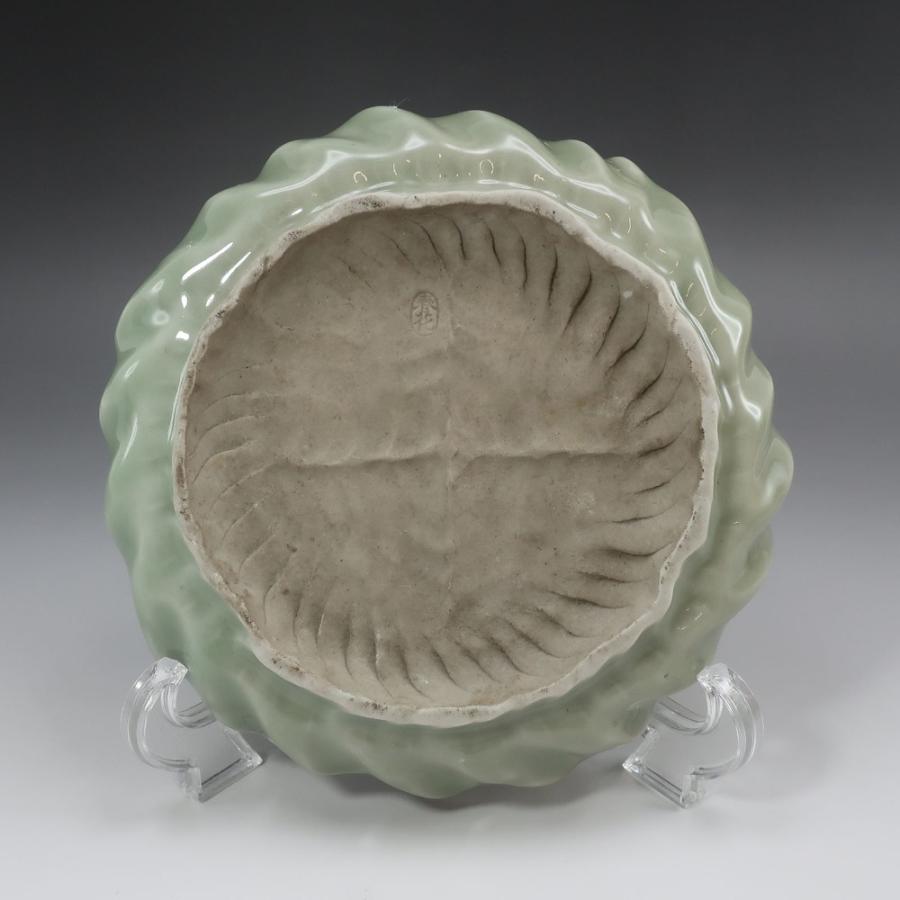 加藤春花 作 手練り青磁 花籠蟹紋皿 骨董品 陶磁器 【I211025013