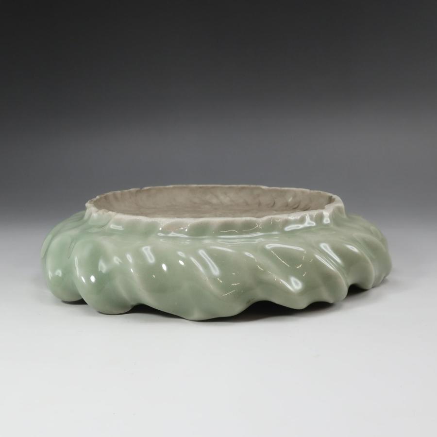 加藤春花 作 手練り青磁 花籠蟹紋皿 骨董品 陶磁器 【I211025013