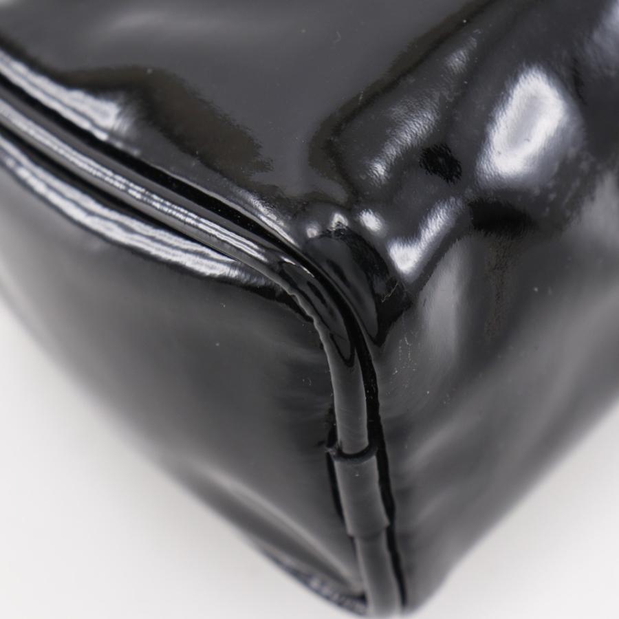CHANEL（シャネル） カメリア ポーチ エナメル 黒 レディース