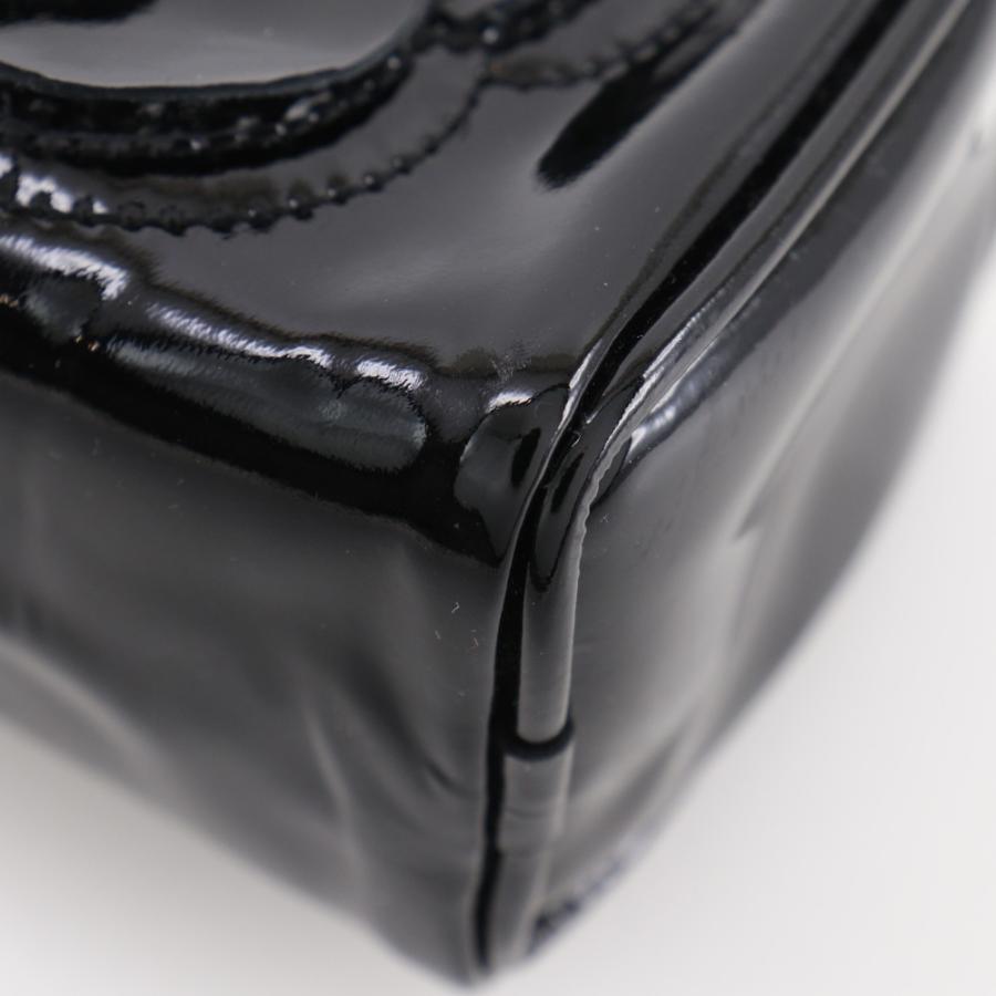 CHANEL（シャネル） カメリア ポーチ エナメル 黒 レディース