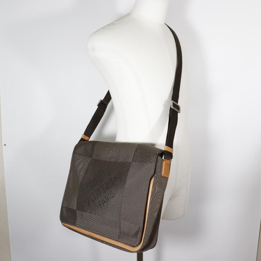 LOUIS VUITTON（ルイ・ヴィトン） メサジェ M93030 VI0034 ショルダー 