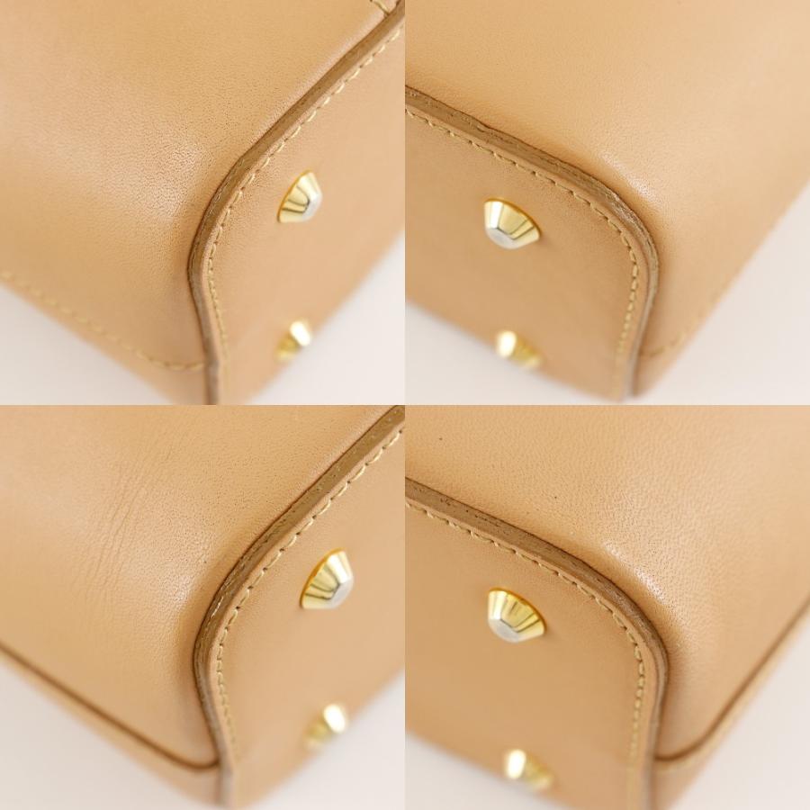 BURBERRY（バーバリー） ハンドバッグ カーフ ベージュ レディース