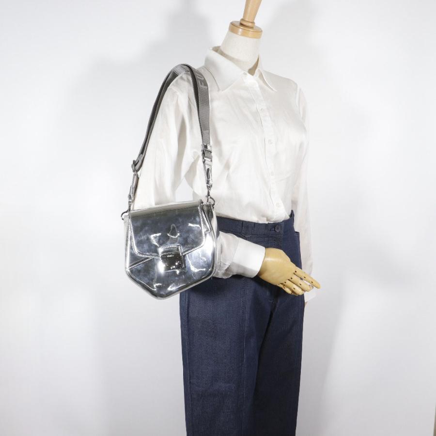 FURLA（フルラ） メトロポリス プリズマ ショルダーバッグ パテント