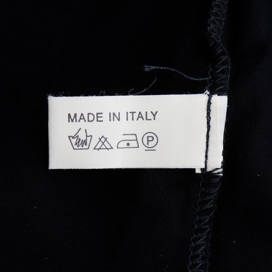 FENDI（フェンディ） ロゴ パイピンク 半袖Tシャツ レーヨン 黒