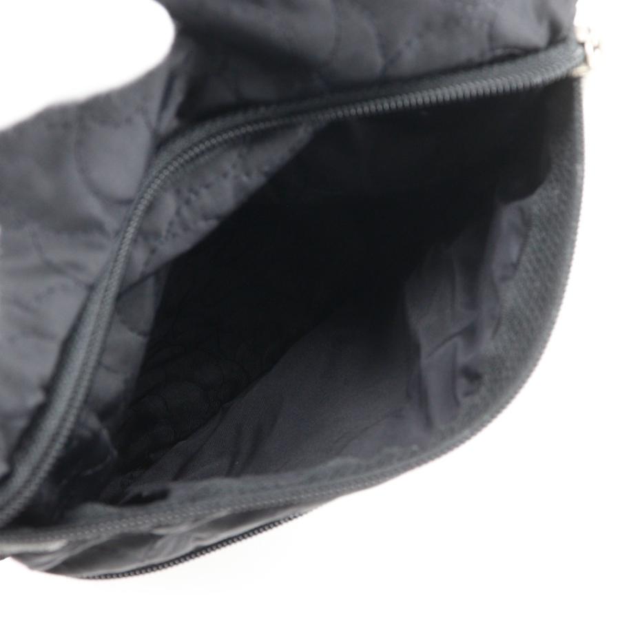 LeSportsac（レスポートサック） ポシェット フラワーステッチ