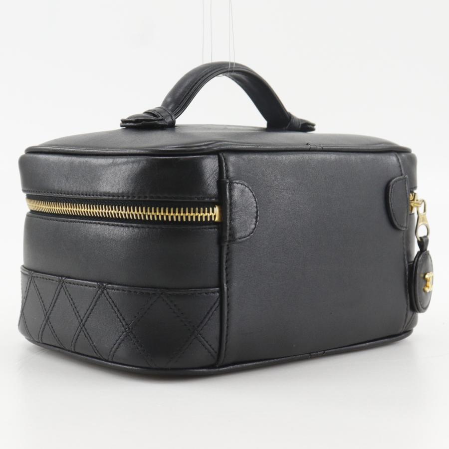 CHANEL シャネル　レザー　ビコローレ　バニティポーチ CHANEL（シャネル） ビコローレ ポーチ バニティ カーフ 黒 レディース