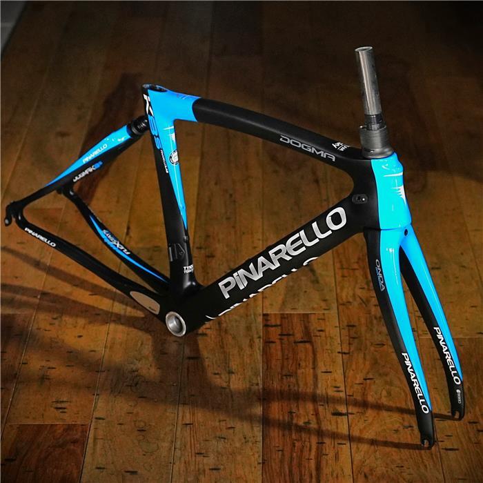 PINARELLO (ピナレロ)【未使用品】DOGMA K8-S TEAM SKYサイズ PINARELLO (ピナレロ)【未使用品】DOGMA K8-S TEAM SKYサイズ
