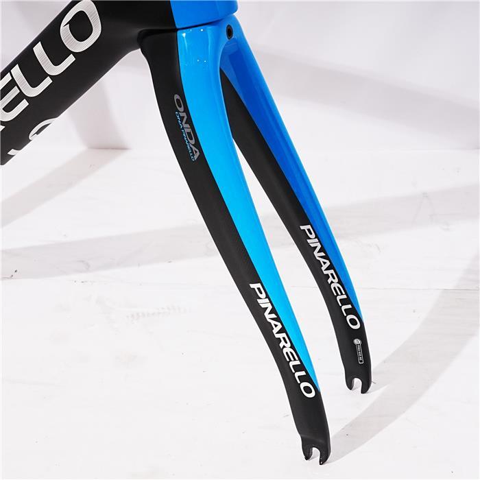 PINARELLO (ピナレロ)【未使用品】DOGMA K8-S TEAM SKYサイズ PINARELLO (ピナレロ)【未使用品】DOGMA K8-S TEAM SKYサイズ