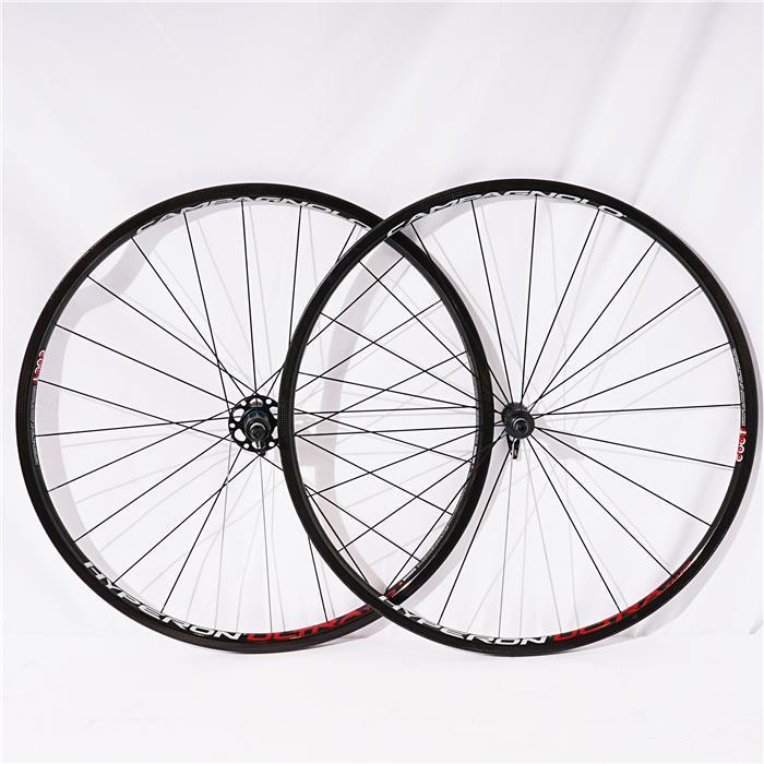 Campagnolo (カンパニョーロ) HYPERON ULTRA TWO CULT クリンチャー 