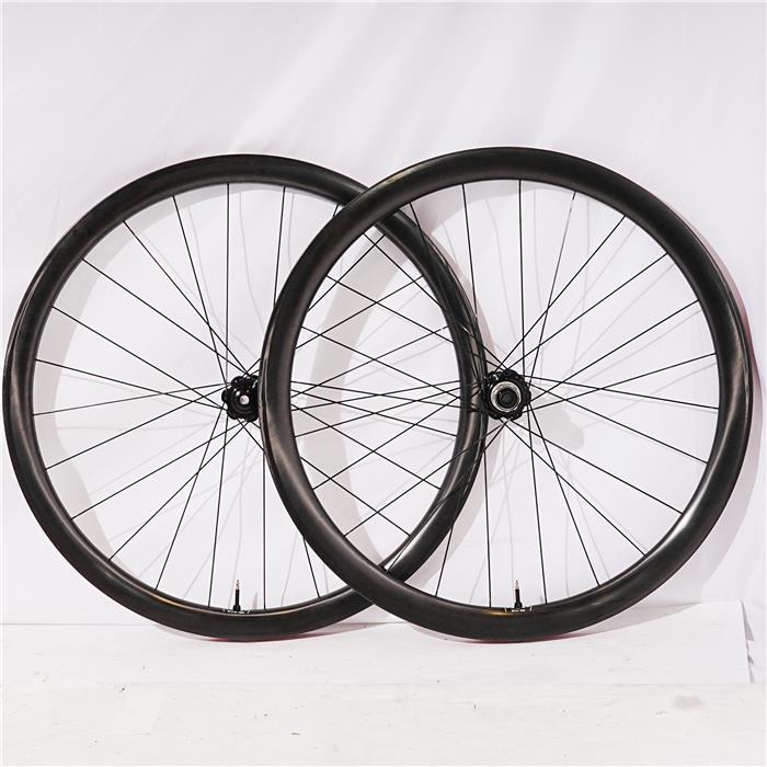 ENVE SES 3.4 クリンチャー エンヴィ リムブレーキ カーボンホイール ENVE (エンヴィ)SES 3.4 DISC SHIMANO11/12S カーボンホイール