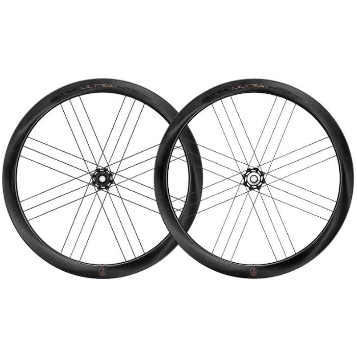 お値下げ美品 BORA ULTRA WTO45 タイヤ付き