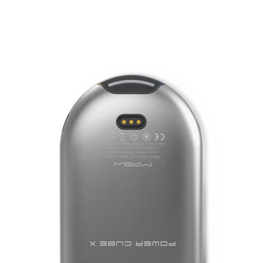 ワイヤレス充電器としても使えるモバイルバッテリー POWER CUBE X