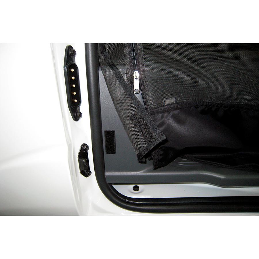 ハイエース UIvehicle ユーアイビークル□虫除け防虫ネット サイド1面