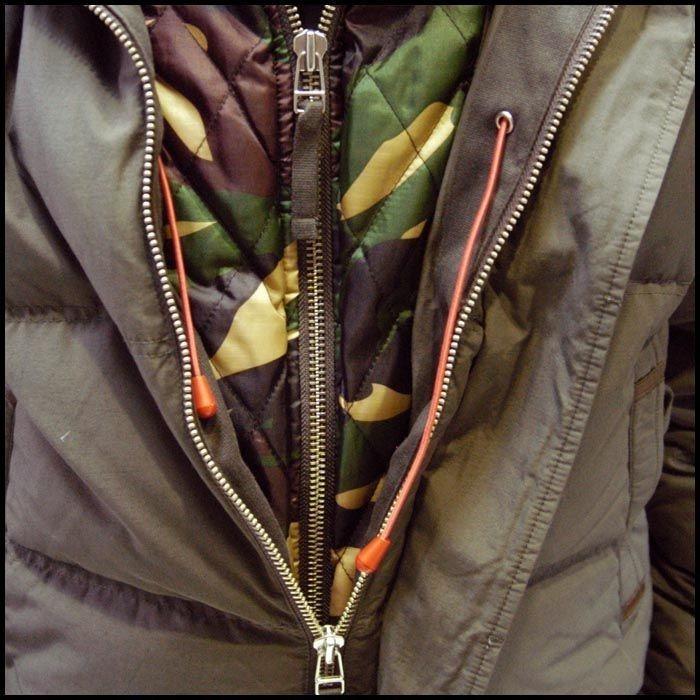 TRUE RELIGION（トゥルーレリジョン） メンズ ダウンジャケット TRUE