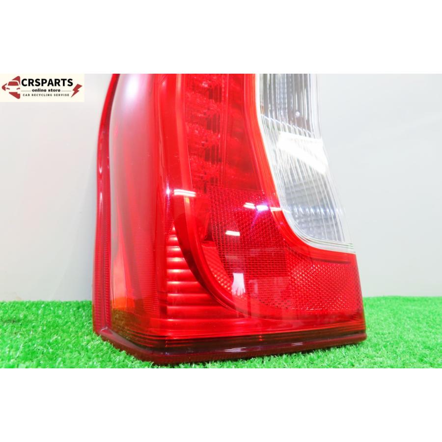 即決! 即日発送可】タント X LA600S 純正 LED ☆点灯OK テール ランプ