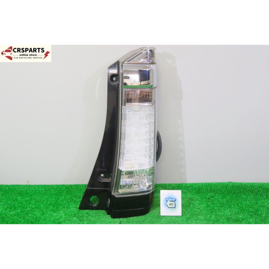 即決】☆送料込☆ N-BOX カスタム DBA-JF1 純正 LED テール ランプ 
