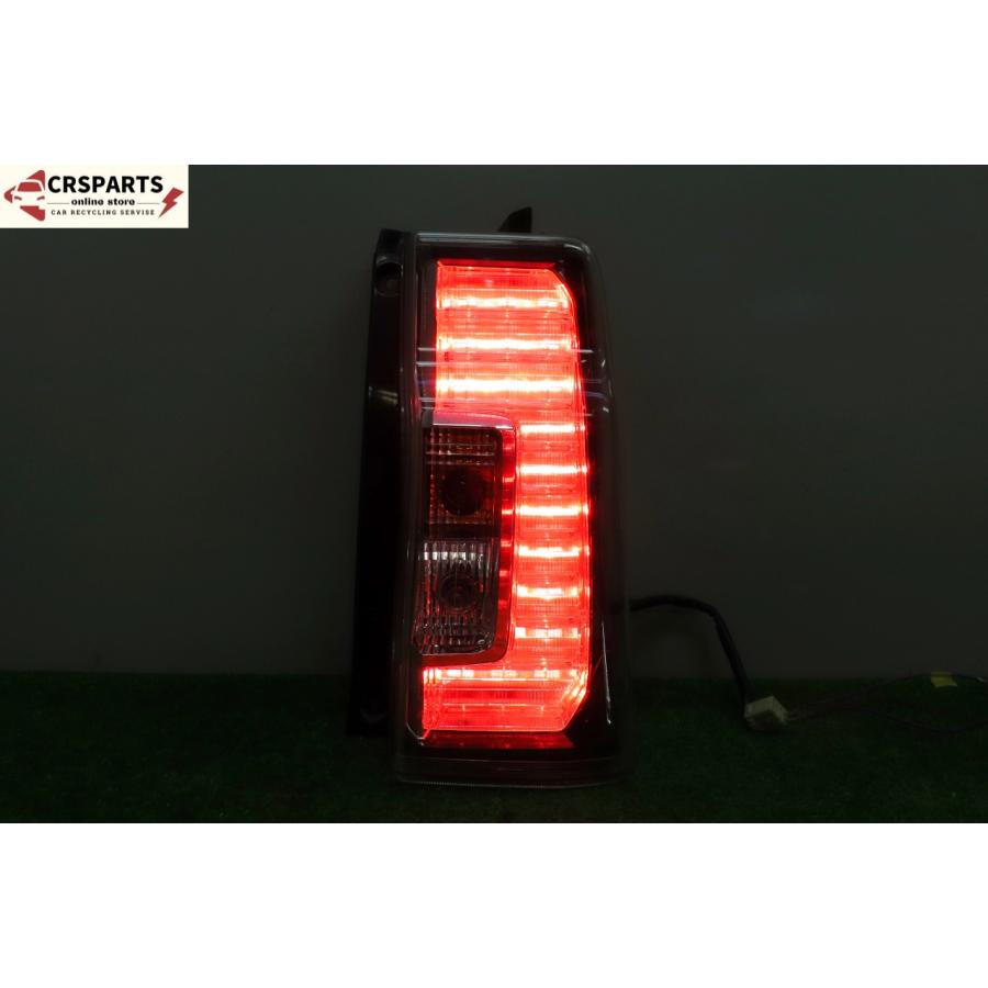 ダイハツ　タントクリア左テールライト LEDユニット付き 即決】☆送料込☆ タント X SA DBA-LA600S 純正 LED クリア テール