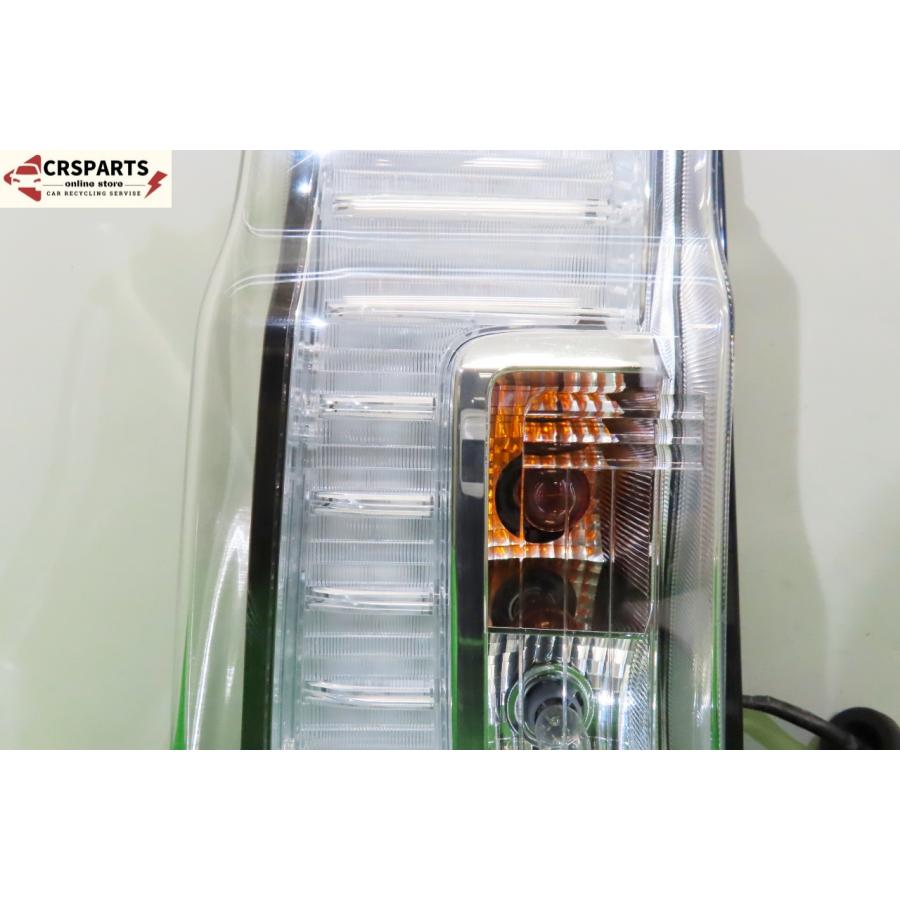即決】☆送料込☆ タント X SA DBA-LA600S 純正 LED クリア テール