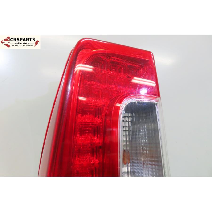 即決】☆送料込☆ タント DBA-LA600S 純正 LED テール ランプ ライト