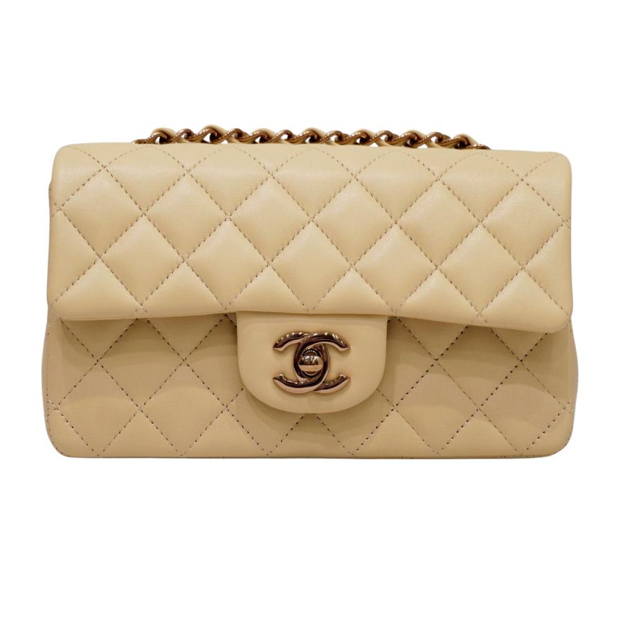 エレガンスを纏う☆【CHANEL】ミニクラシックハンドバッグ ミニ クラシック ハンドバッグ、ラムスキン、ライトイエロー
