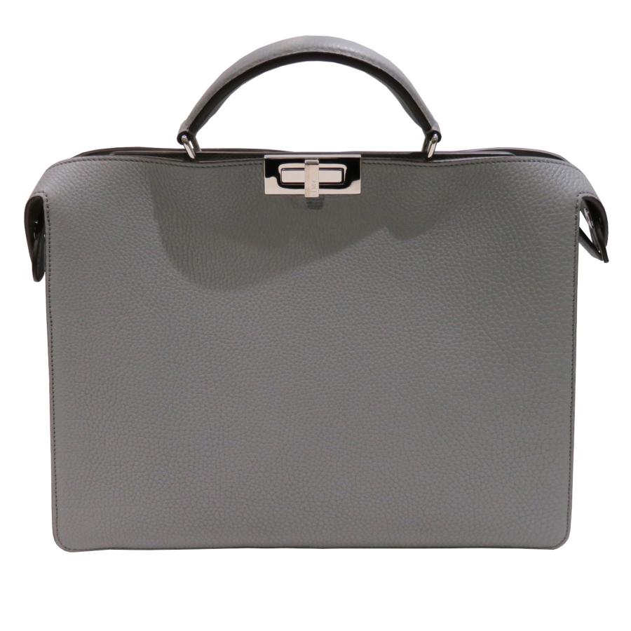 PEEKABOO FENDI (フェンディ) ピーカブー アイシーユー ミディアム 