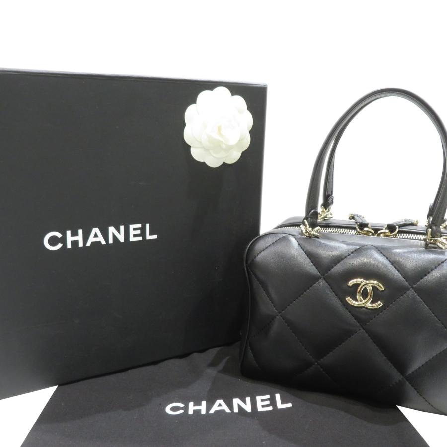 限定値下げ‼️CHANEL ラウンドショルダーバッグ ブラック シルバー金具 