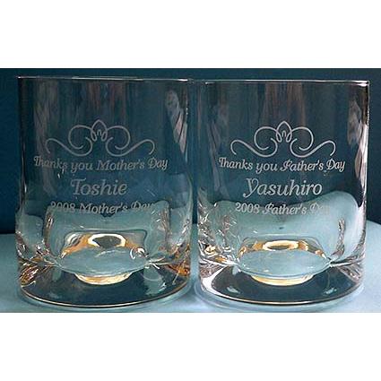父の日 ギフト 名入れペアロックグラスd プレゼント 還暦祝い 男性 女性 母 贈り物 お返し 結婚祝い 誕生日 結婚記念日 名前入り 定番のお歳暮 冬ギフト