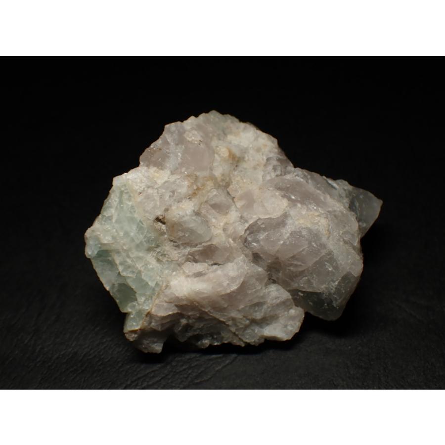 天然石、五十年前以上鹿児島で採取した石です 天然石、五十年前以上鹿児島で採取した石です