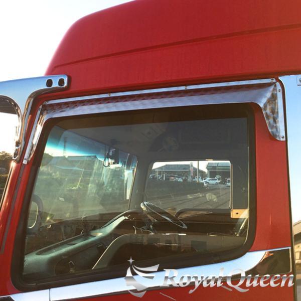 三菱ふそう 新型 17スーパーグレート/07スーパーグレート ドアバイザー