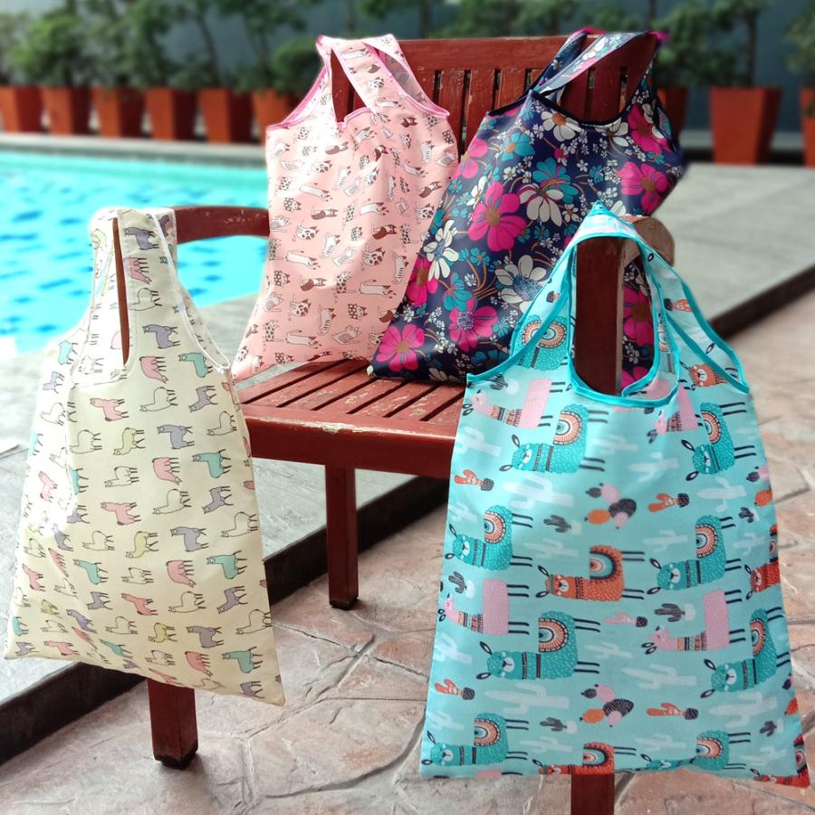 折畳み超軽量エコバッグ 色柄おまかせアソート 退職 お礼 プチギフト お返し ラッピング無料 洗える コンビニ 転勤 異動 職場 ギフト |  | 11