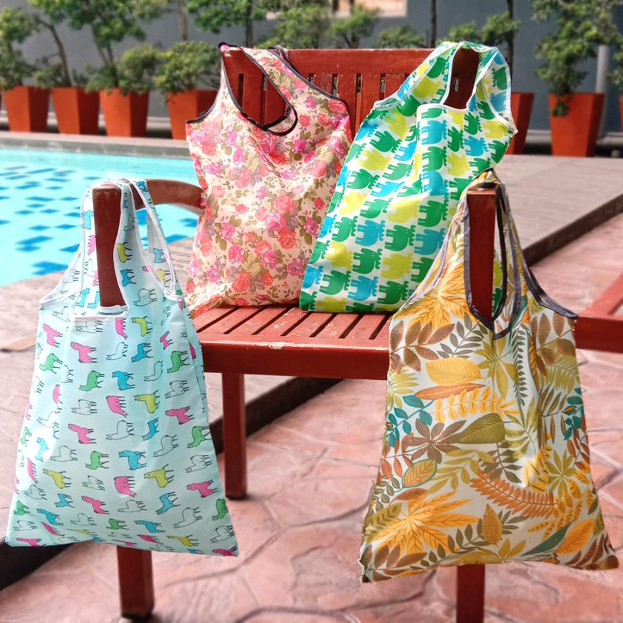 折畳み超軽量エコバッグ 色柄おまかせアソート 退職 お礼 プチギフト お返し ラッピング無料 洗える コンビニ 転勤 異動 職場 ギフト |  | 12