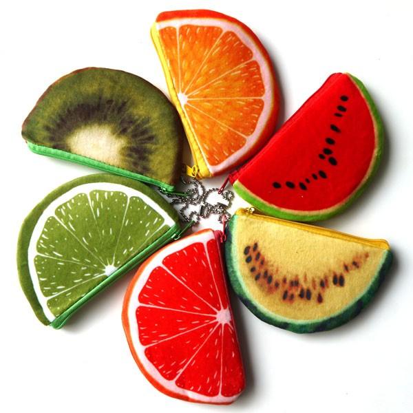 リアルプリント フルーツおまかせポーチ 退職 お礼 ギフト プチギフト 果物モチーフ 小銭入れ キーケース オレンジ ライム すいか キウイ みかん | 