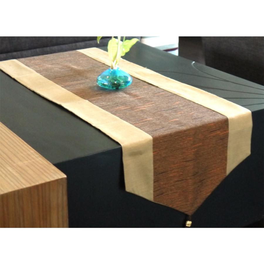 ブータン　コマ村　シルク織物　テーブルクロス ブータン コマ村 シルク織物 テーブルクロス