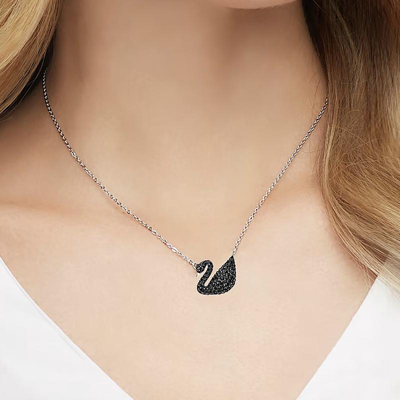 SWAROVSKI SWAROVSKI スワロフスキー ネックレス ペンダント