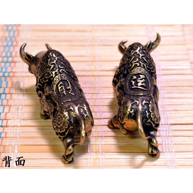 牛の置物 銅製財運対牛（ミニ） : 中国貿易公司ctcオンライン