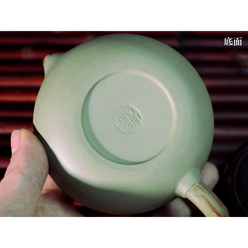 最終赤札17日閉店処分❗️【三益】中国美術　翡翠蓋黄色ガラス鼻炎壺（清末〜民国） 宜興紫砂茶壷 翡翠壺 箱付き : 中国貿易公司ctcオンライン