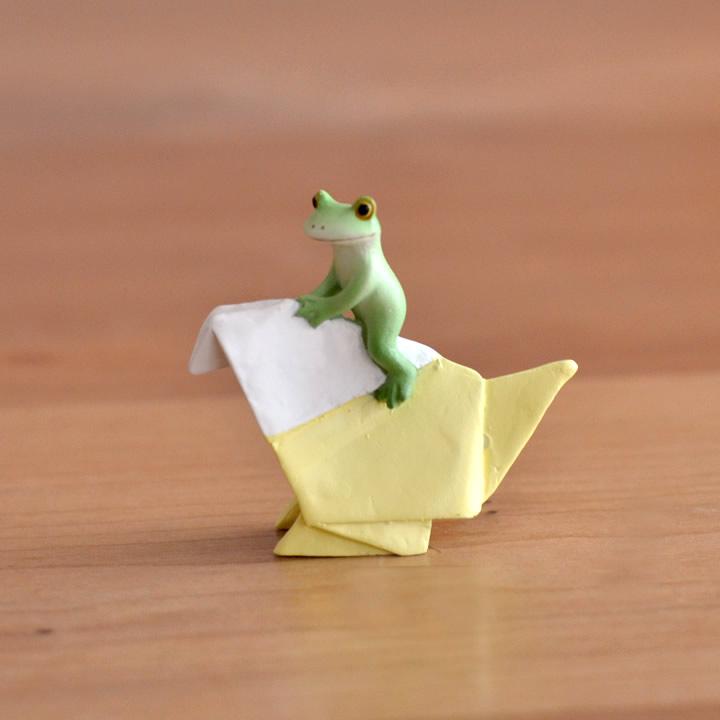 カエルの置物 折り紙インコとカエル Copeau コポー カエル グッズ 玄関 かえる 折り紙 おりがみ 折紙 インコ マスコット オーナメント ギフト クッチーナ F6353 キッチン雑貨 インテリア Cucina 通販 Yahoo ショッピング