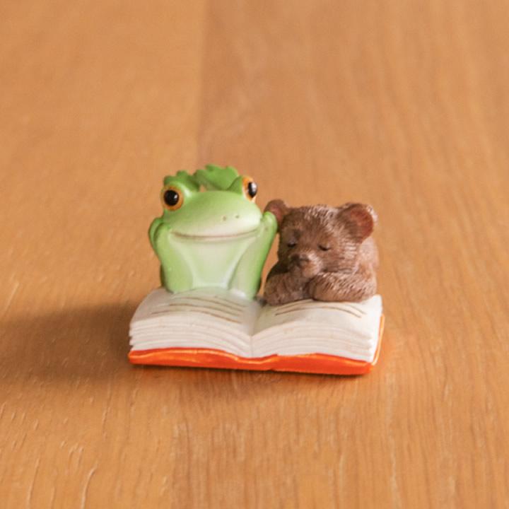 カエル 置物 うとうと読書 Copeau コポー かえる グッズ 雑貨 読書 本 クマ 熊 秋 フィギュア 玄関 リビング トイレ かわいい おしゃれ ギフト クッチーナ F6362 キッチン雑貨 インテリア Cucina 通販 Yahoo ショッピング