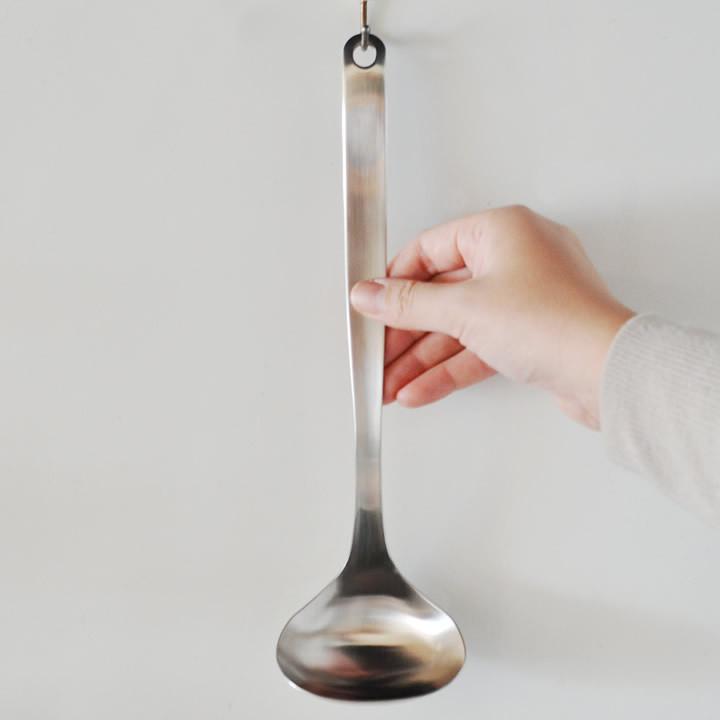 おたま 柳宗理 レードル M お玉 柳宗理 レードル M 調理器具 ステンレス おたま 左利き キッチン用品 日本製 食洗機 対応 シンプル おしゃれ 便利 クッチーナ C2702 3850 キッチン雑貨 インテリア Cucina 通販 Yahoo ショッピング