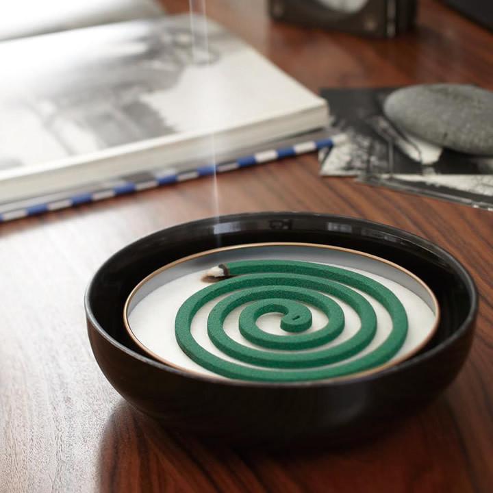 蚊取り線香ホルダー 蚊取りポット Katori Pot 蚊取り線香入れ おしゃれ 陶器 蚊取り線香 立て 玄関 蚊遣り 虫除け カバー 虫よけ 山崎実業 クッチーナ C キッチン雑貨 インテリア Cucina 通販 Yahoo ショッピング