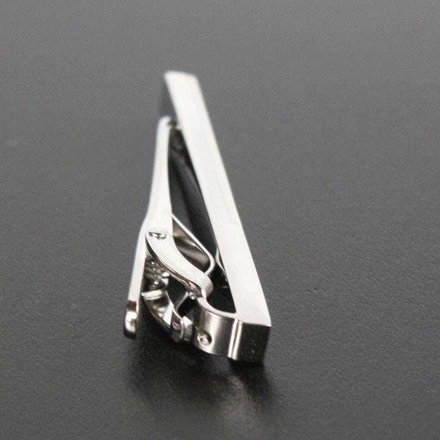 タイバー エリザベスパーカー アクリルホワイトネクタイピン : 鎌倉