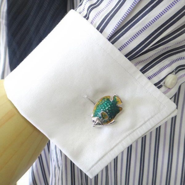 JanLeslie ヴィヴィッドグリーンが輝く熱帯魚 カフス カフスマニア ユニーク 動物 アニマル おしゃれ プレゼント スーツアクセサリー専門店の画像