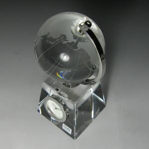 名入れクリスタル時計 グローブクロック GLASS WORKS NARUMI GW1000-11011 置時計 記念品 地球儀 退職 永年勤続 誕生日プレゼント|cuoluce|02