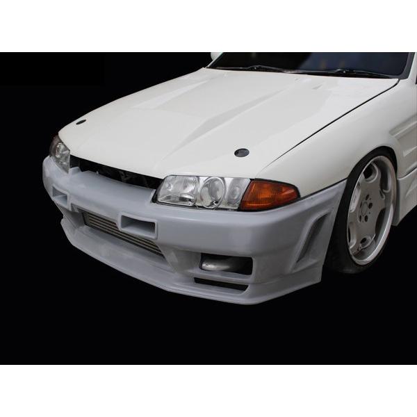 スカイライン HCR32 R32 フロントバンパー H1/5〜H5/8 FRP 未 スカイライン HCR32 R32 フロントバンパー H1/5〜H5/8 FRP 未