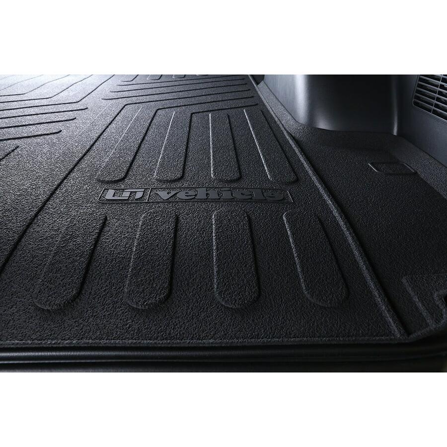 ハイエース　UIビークル　3Dラバーカーゴマット 31a002.jpg