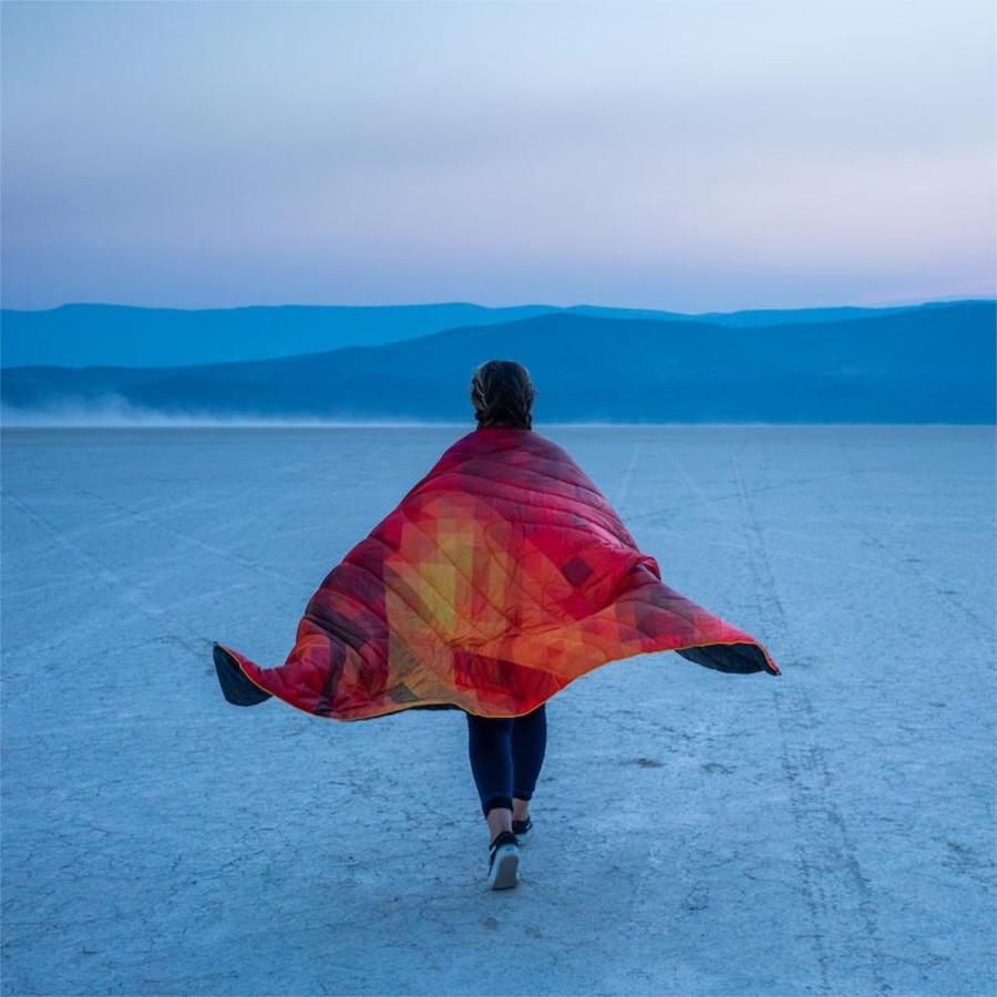 ランプル ブランケット オリジナ ルパフィー RUMPL Original Puffy アウトドア キャンプ ひざ掛け 大判 おしゃれ 暖かい メンズ レディース 子供 | Rumpl | 14